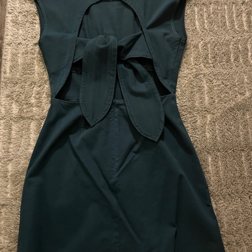 Elegant Teal Sleeveless Dress
